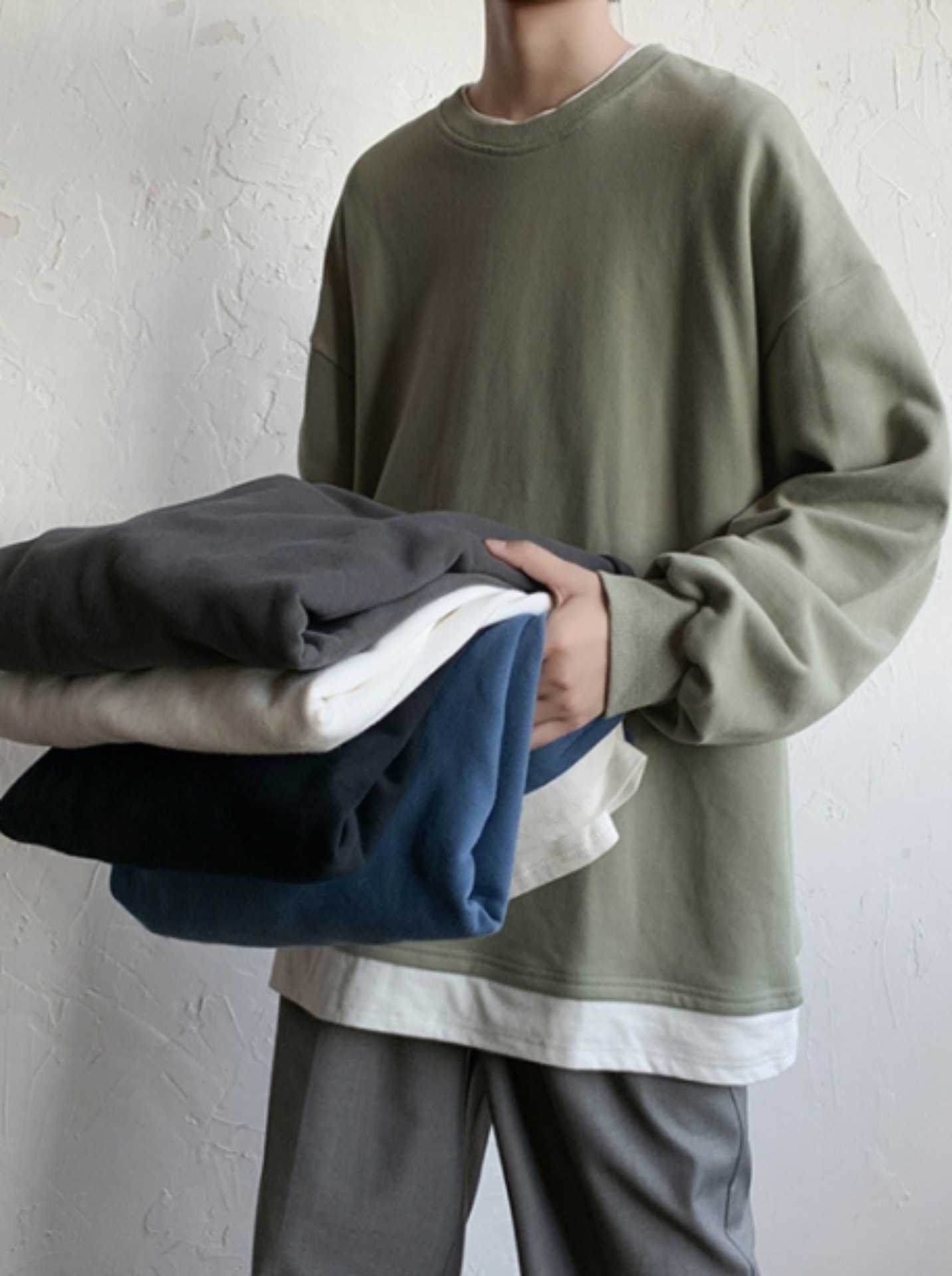 5color 남녀공용 레이어드 포인트 라운드 티셔츠 (검정 카키 브라운 베이지 차콜) 박시티
